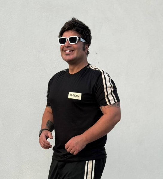 تیشرت آستین کوتاه سه خط نوار وسط پهن BALENCIAGA مشکی