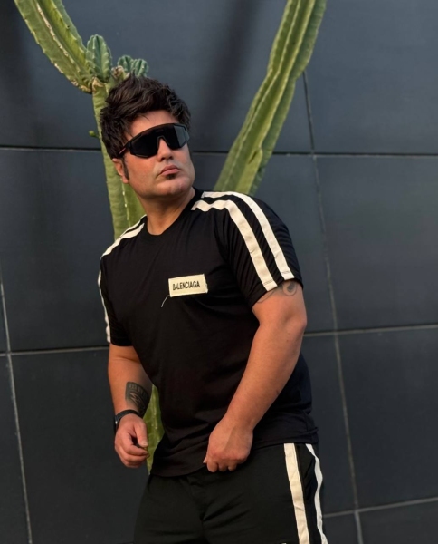 تیشرت آستین کوتاه نوار دو پهن کنفی BALENCIAGA مشکی