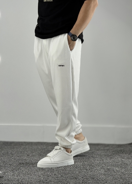 جاگر koton سفید