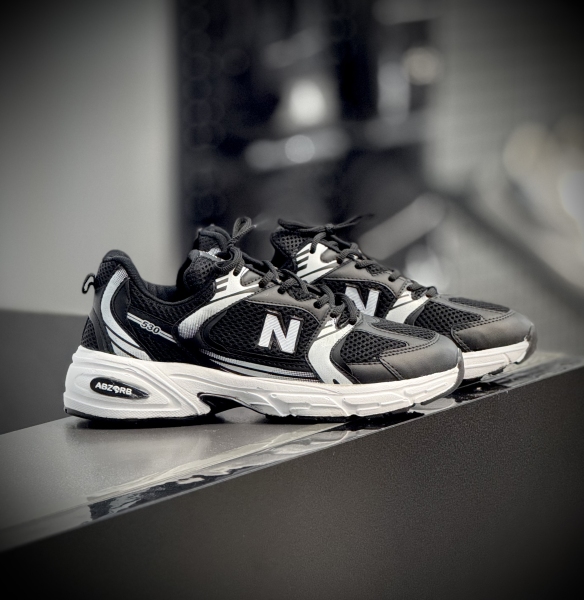 نیو بالانس مشکی