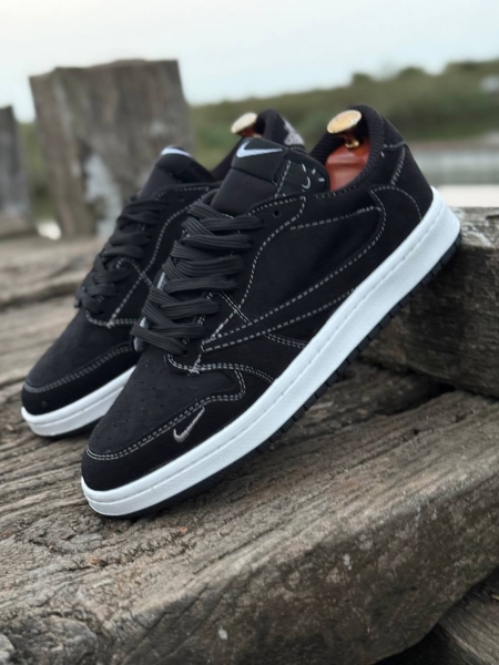 کتونی اسپرت نایک ترویس Gucci مشکی کف سفید