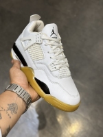 کتونی جردن 4