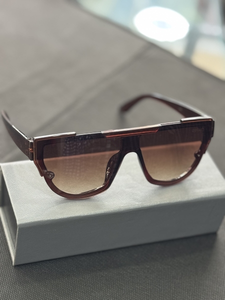 (یو وی دار وارداتی برند گراد) عینک اسپورت(کد هفت