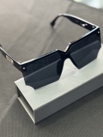 (یو وی دار وارداتی برند گراد) عینک اسپورت(کد 13