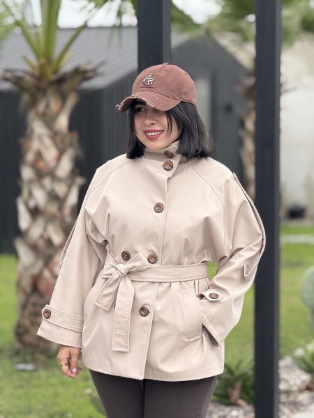 بارونی برشکا یقه ایستاده