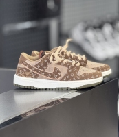 Lv کرم قهوه ای