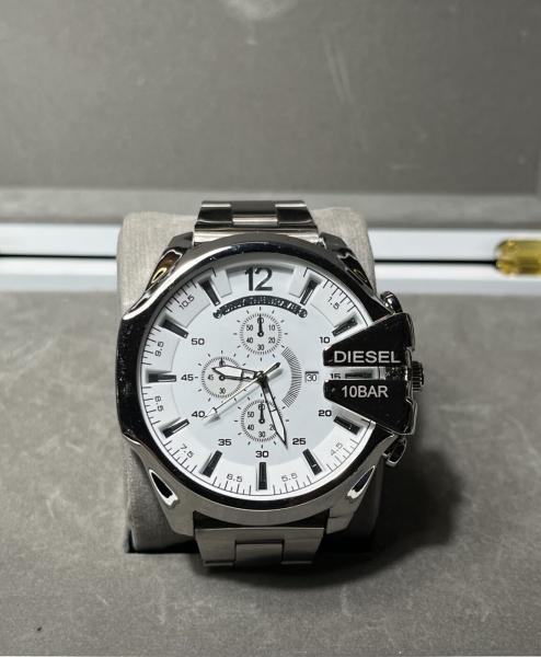 دیزل شاخدار نقره ای صفحه سفید