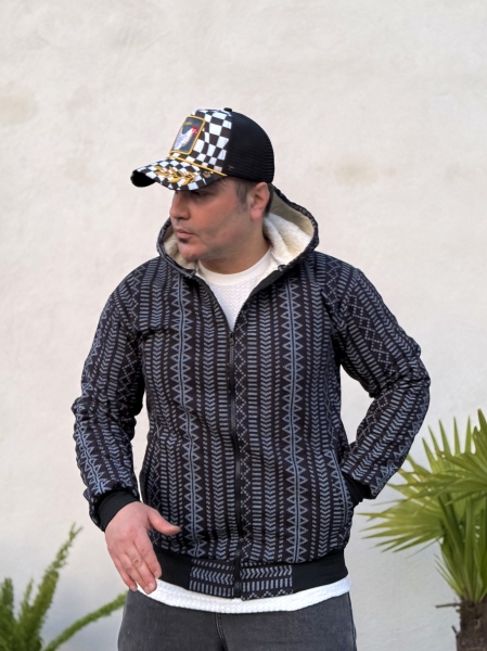 سویشرت کلاه دار طرح بوفالو مشکی آبی روشن