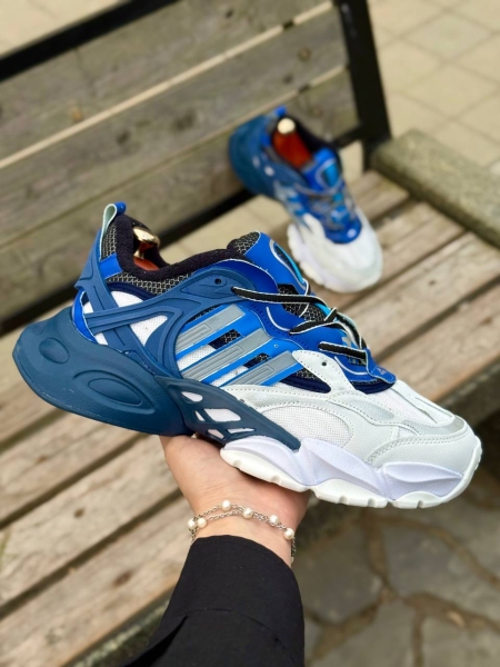 کتونی اسپرت ADIDAS DILKS سفید سرمه ای