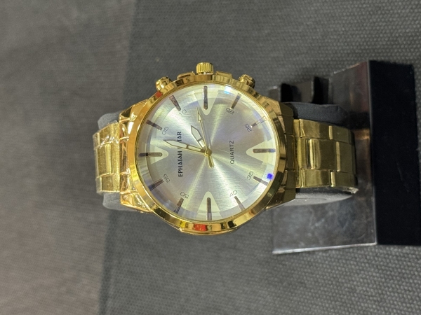 ساعت فلزی ساعت طرح استیل ساعت قیمت مناسب