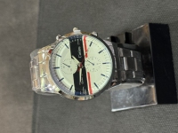 ساعت فلزی ساعت طرح استیل ساعت قیمت مناسب