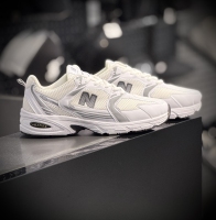 نیوبالانس سفید