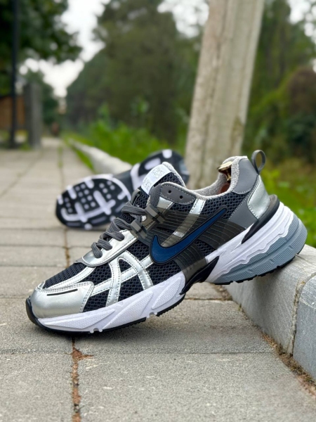 کتونی اسپرت V2K یشمی نقره ای