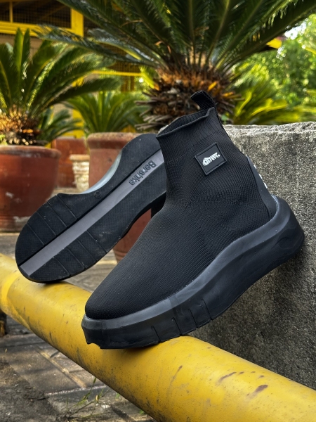 کتونی جورابی ساقدار BERSHKA مشکی تمام