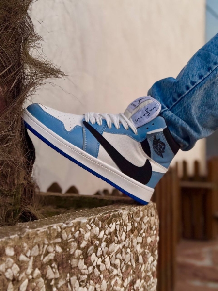 کتونی ساقدار JORDAN TRAVIS سفید آبی مشکی