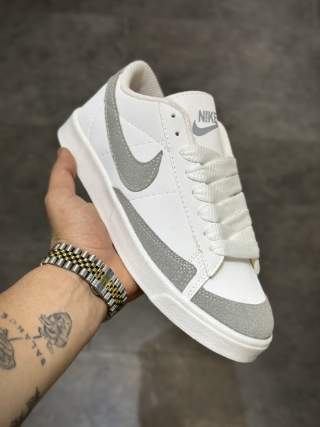 کتونی بلیزر درجه 1 ( ضمانتی )