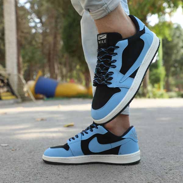 کتونی مردانه نایک جردن ترویس رنگ آبی مشکی