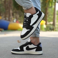 کتونی نایک جردن ترویس رنگ مشکی سفید