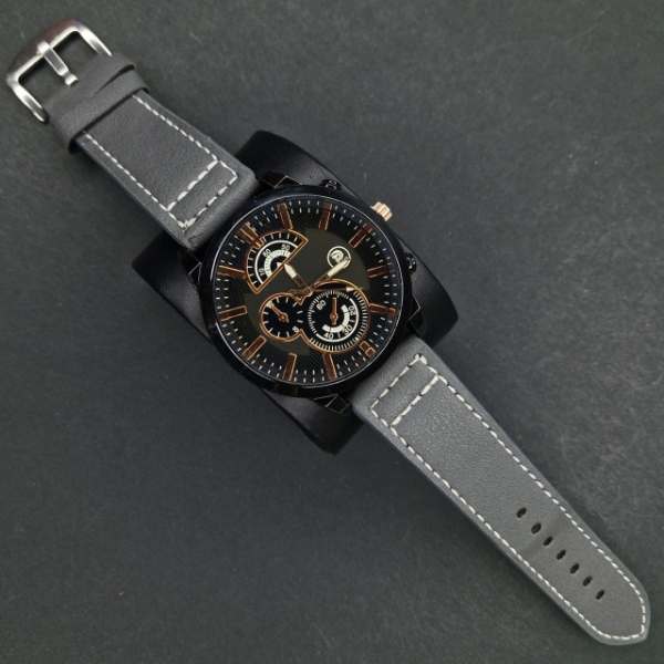 ساعت اسپرت مردانه/صفحه مشکی/بند طوسی