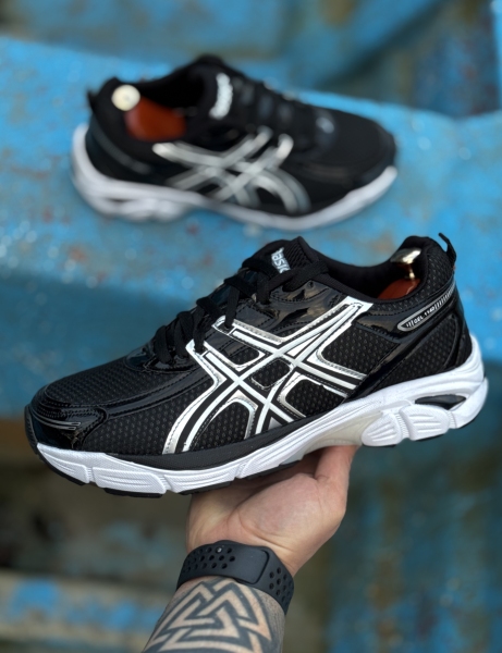 کتونی اسپرت سایز بزرگ asics 1140 مشکی سفید