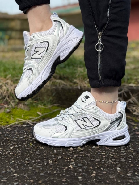 کتونی اسپرت میانه نیوبالانس 530 سفید