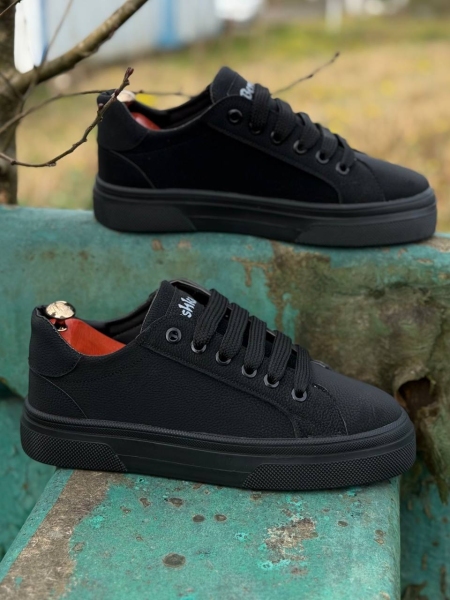 کتونی مدل BERSHKA جدید مشکی تمام