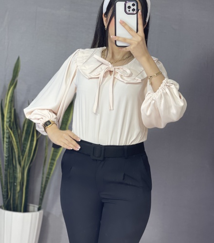 شومیز پایین کش یقه ب ب