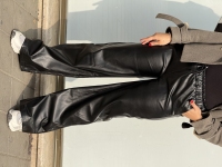 شلوار بگ چرم