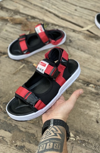 صندل نایک مشکی قرمز کف سفید