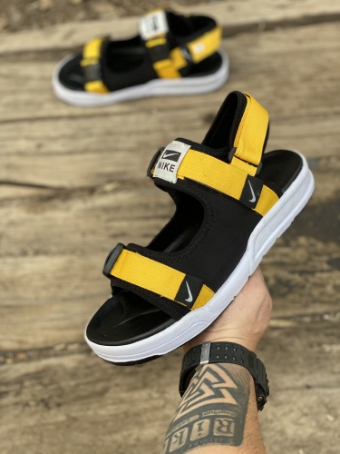 صندل نایک مشکی زرد کف سفید