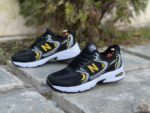 کتونی حراجی New Balance 630 مشکی زرد