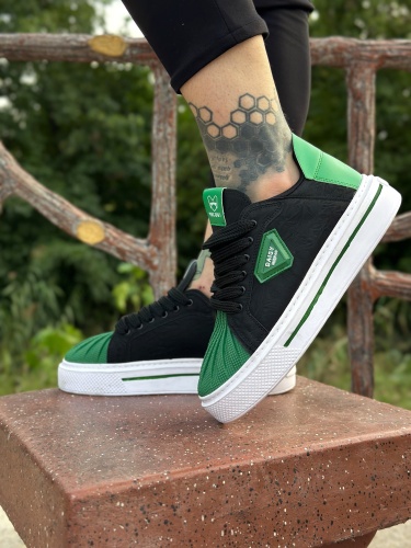 کتونی حراجی اسپرت DAISY مشکی سبز