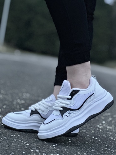 کتونی حراجی اسپرت سایز میانه FASHION سفید مشکی