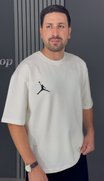 تیشرت قواره لش ماکان سفید ( پشت و رو چاپ )