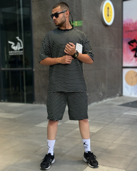 ست تیشرت و شلوارک رینگری مشکی 285 تومان