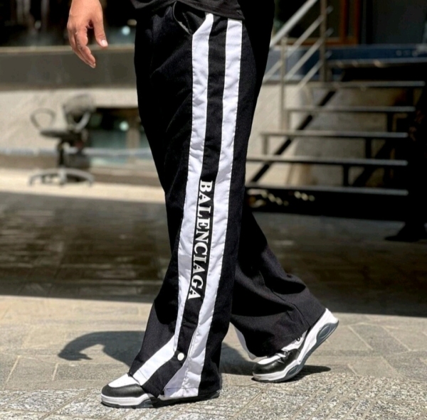 شلوار بگ بالنسیگا خط سفید