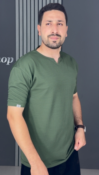 تیشرت یقه کوبایی سبز