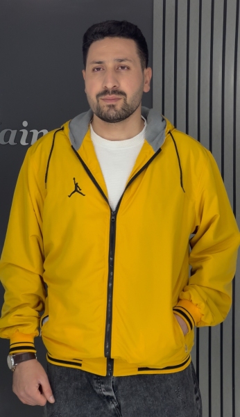 کاپشن بادگیر داخل خز زرد