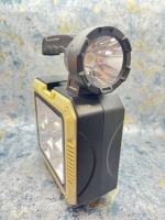 چراغ قوه و جعبه ابزار چندکاره با شارژر خورشیدی مدل C-7739