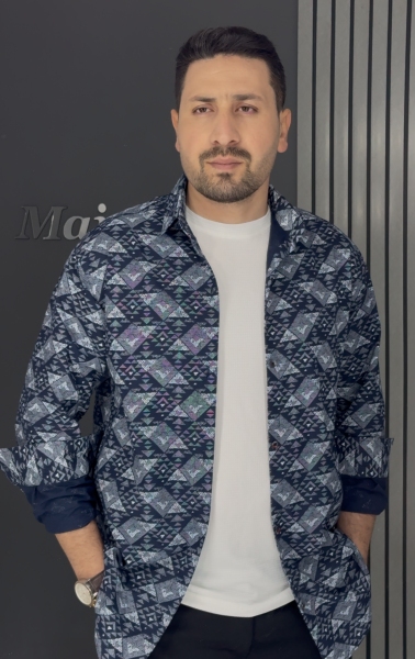 پیراهن مردانه سورمه ای سفید