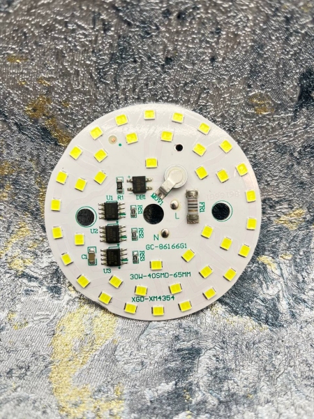 ال ای دی 30 وات 220 ولت سفید مهتابی آنتی شوک دار XGD