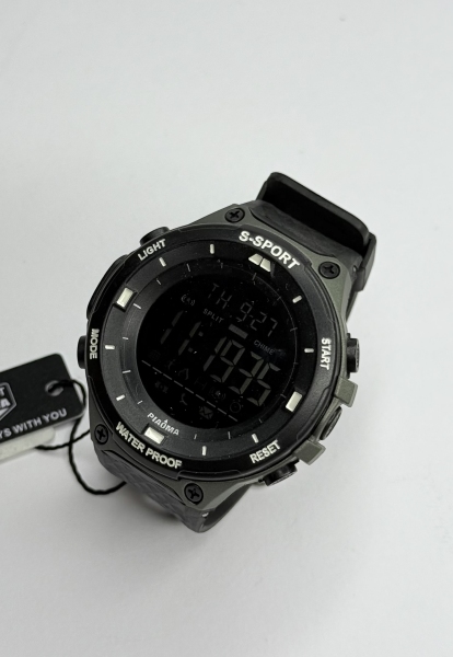 ساعت دیجیتال ضد آب مشکی