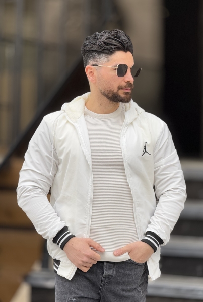 سویشرت داخل تدی سفید جردن