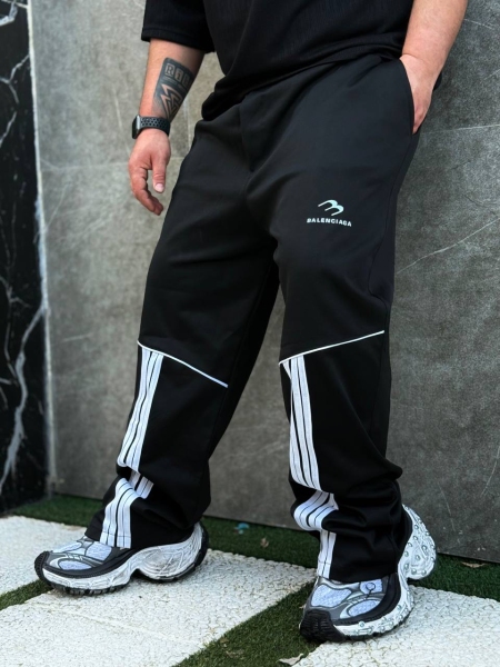 شلوار اسلش نیم بگ balenciaga سه خط مشکی سفید