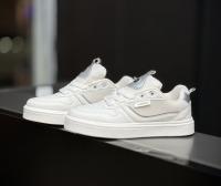 ونس هوکس تمام سفید