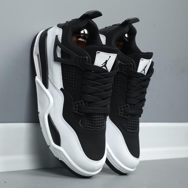 کتونی جردن4 سفید مشکی