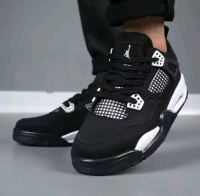 کتونی جردن4 مشکی سفید