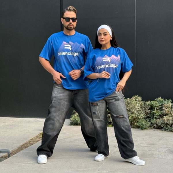 تیشرت چاپ بالنسیاگا قلم کاری شده