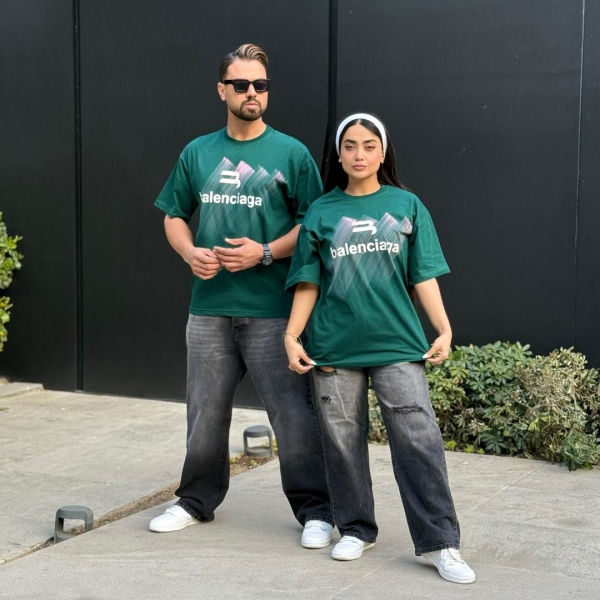 تیشرت چاپ بالنسیاگا قلم کاری شده