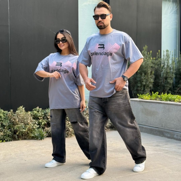 تیشرت چاپ بالنسیاگا قلم کاری شده